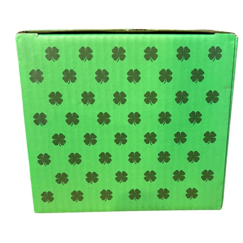 🍀 NEW Blue Sky Clayworks Lucky Charm Shamrock Irish Dogs Salt Pepper Shaker Set - Picture 6 of 6